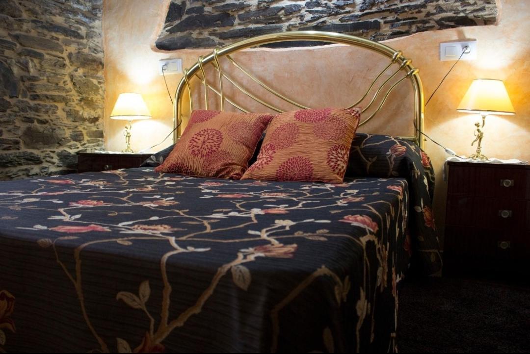 Casa Mameleiro E Casa Kintal A Pontenova
